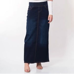 **CLAIMED!** Like New Denim Maxi Skirt With Elastic Waist Size Small!